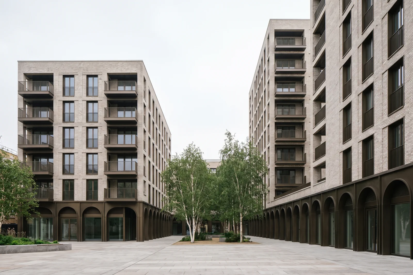 Blackfriars Yard — brick residential blocks around a landscaped courtyard